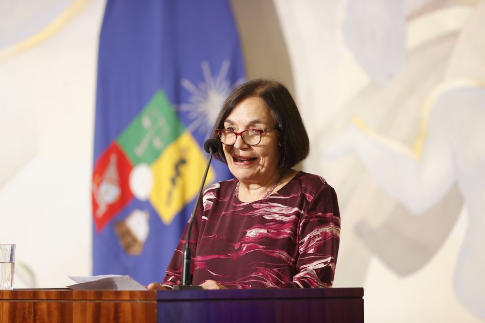 La aprobación de la Política de Diversidades y Disidencias; la incorporación de criterios y directrices de género en las Políticas de Investigación y Desarrollo y de Buenas Prácticas Laborales; y el próximo llamado a postulaciones al jardín JUNJI ubicado en Campus Sur, fueron parte de los avances destacado por la Directora Carmen Andrade. 